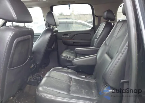 2008 Chevrolet Suburban 1500 Ltz из США, поврежденный, VIN 1GNFK16308R123436